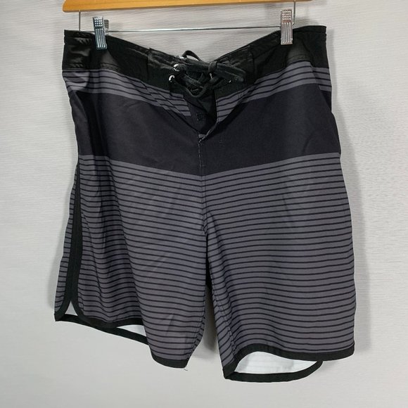 Body Glove Other - Body Glove Board Shorts Mens 36 Vapor Skin Black Gray Stretch Back Pocket